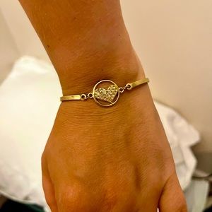 Gold Tone Cubic Zarconia Circle Heart Pendant Bracelet